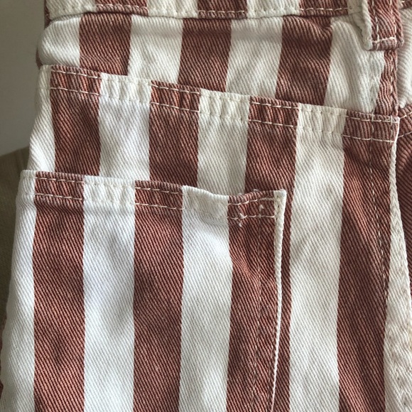 High waisted striped denim shorts - Picture 6 of 7